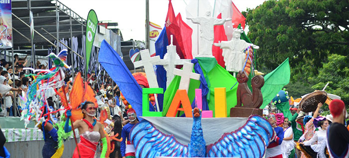 ¡Una Feria de explosiones!