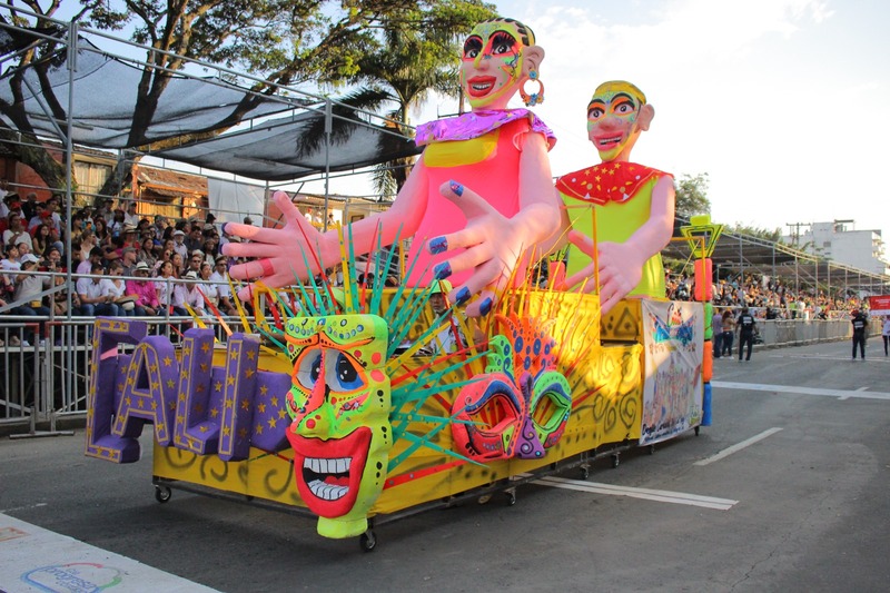 Empezó la convocatoria para la elaboración de minicarrozas del Desfile de Cali Viejo