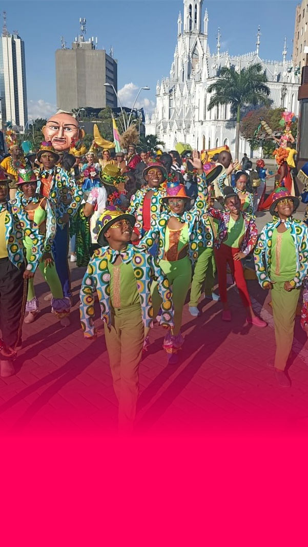 <strong>La comparsa África Urbana sigue avanzando en su proceso de preparación para el Cali Viejo</strong>