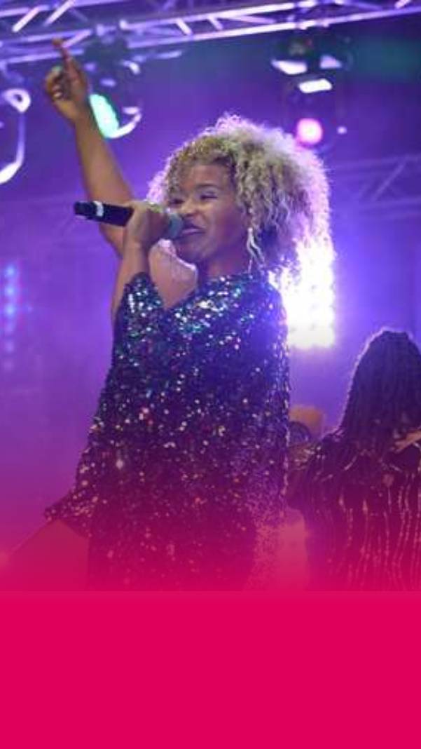 Ellas salieron, cantaron y prendieron la rumba en La Calle de La Feria