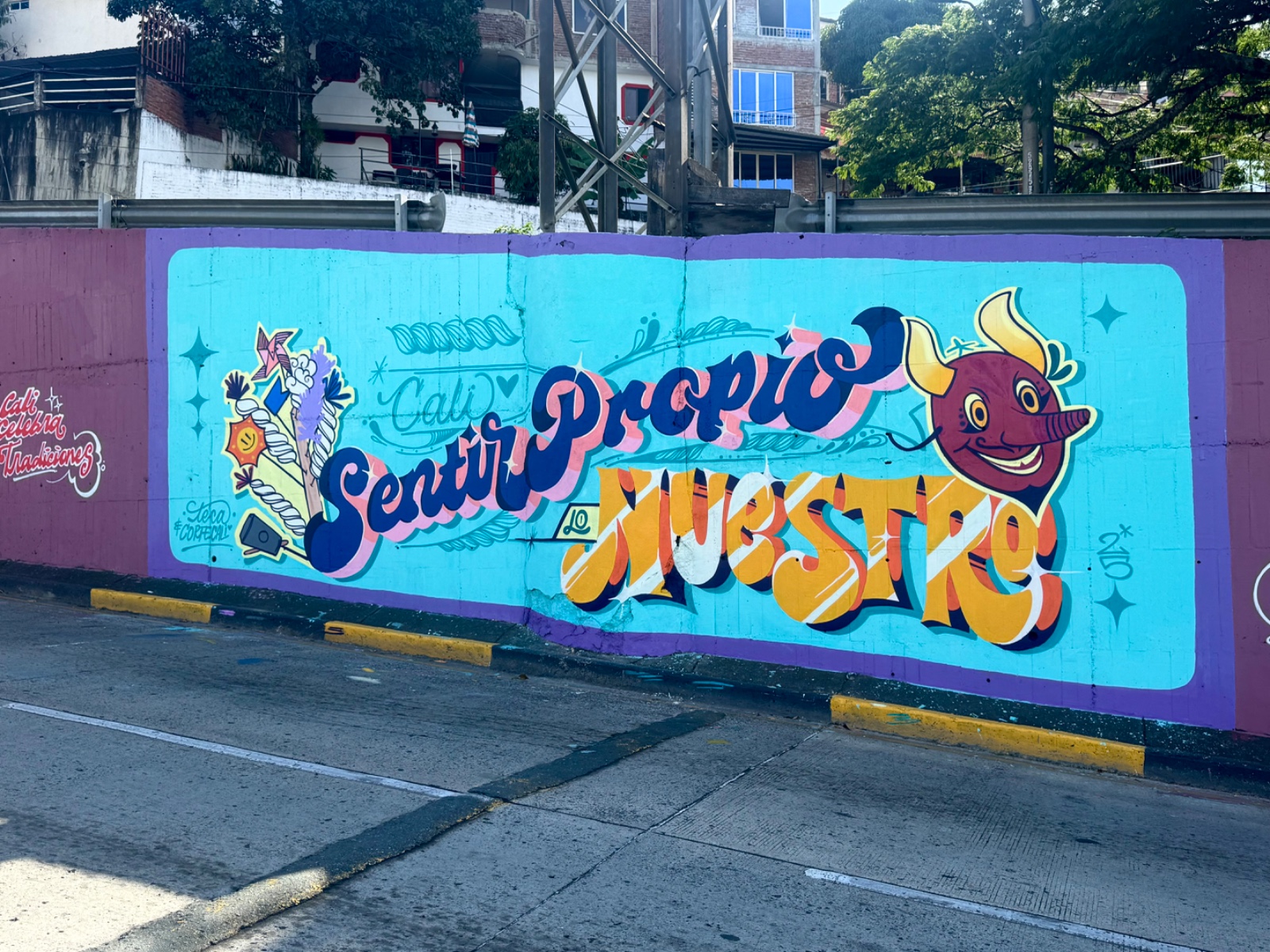 Corfecali celebra las tradiciones caleñas con arte urbano en el cumpleaños 489 de la ciudad, en el marco del Festival Graficalia 2025