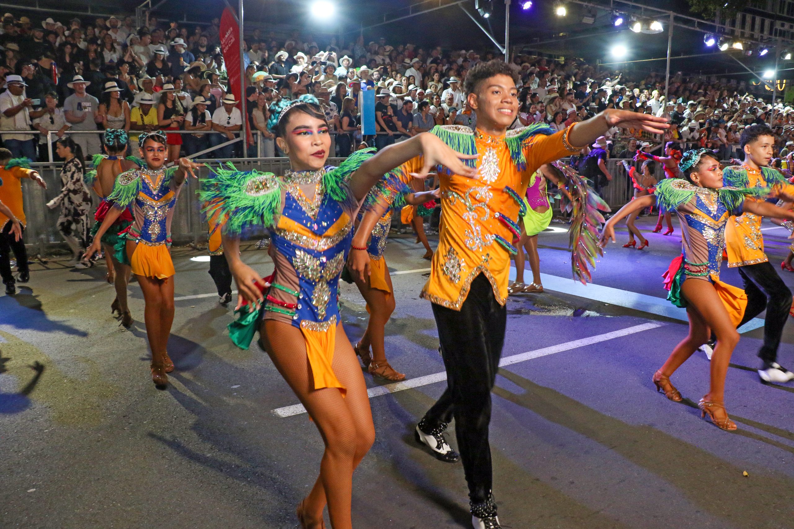 Inicia el Camino al Salsódromo 2025: Corfecali abre convocatorias para participar del desfile inaugural de la 68 Feria de Cali