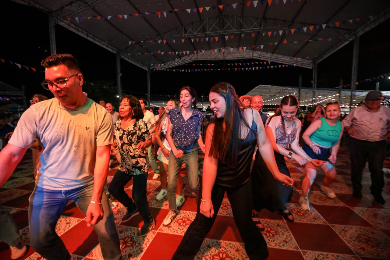 Balance general: Caseta del Parque de la Caña, una celebración familiar de tradición y salsa
